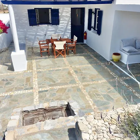 B - Kamari Village Aliko Beach