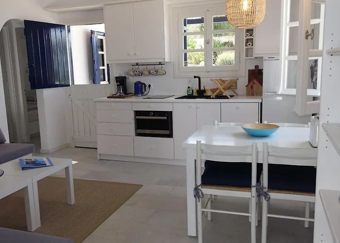 B - Kamari Village Apartment