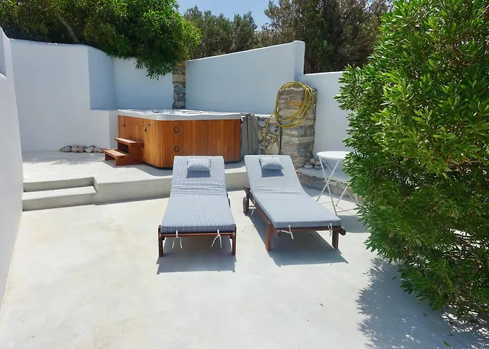 B - Kamari Village Apartment