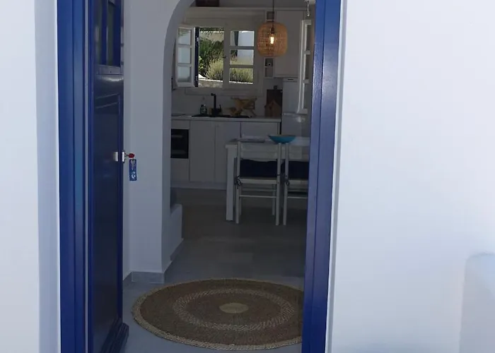 B - Kamari Village 阿里克海滩